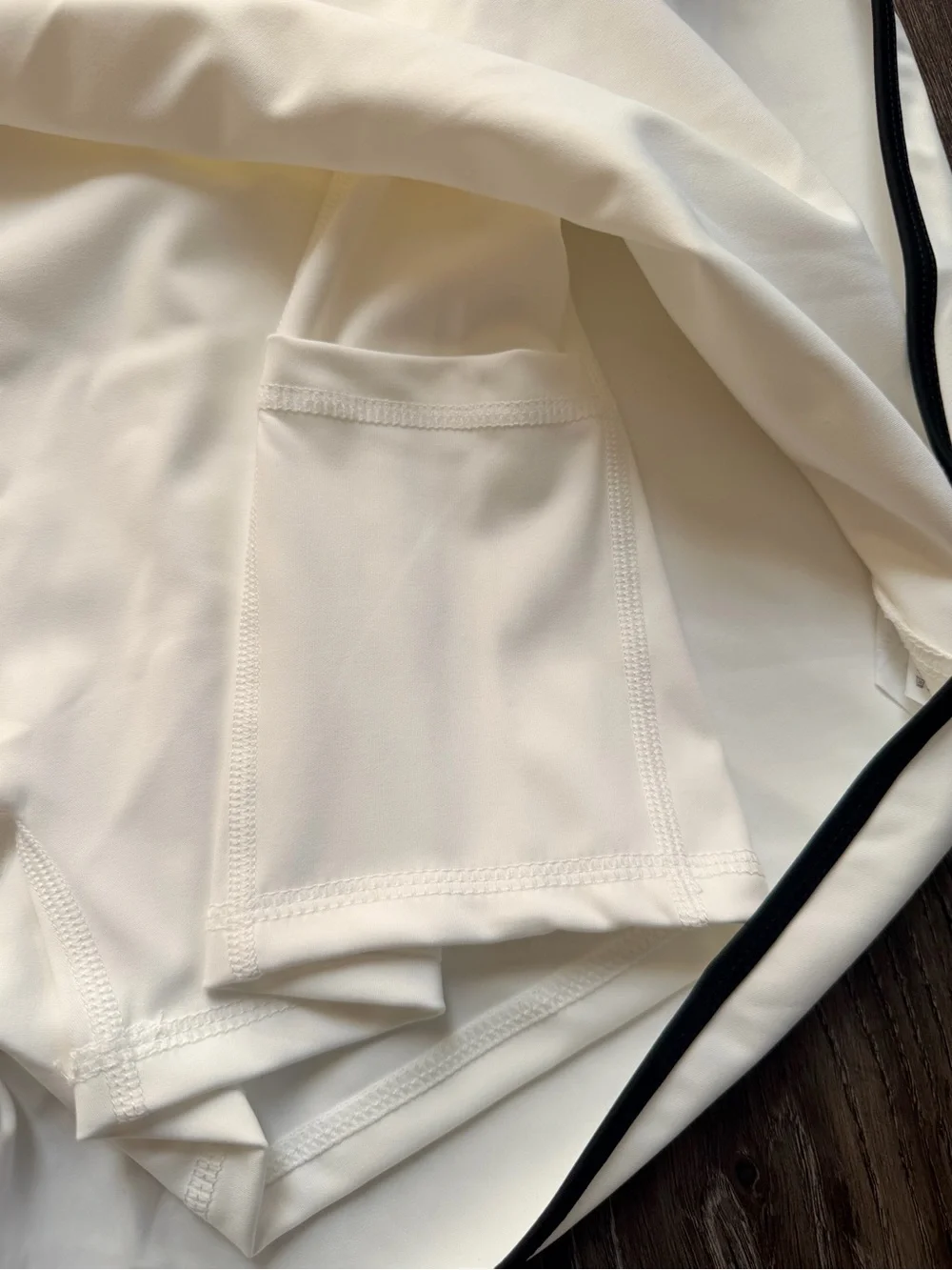 ALO Yoga White Skort Set with Black Trim